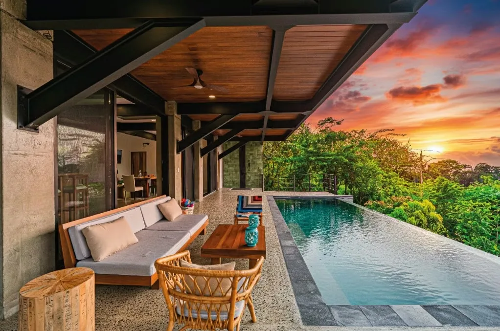 Discover a residence where contemporary architecture, luxury, and nature come together in perfect harmony. Built in 2025, this exclusive home is nestled in the mountains of Bahía ...