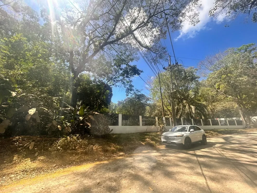 Lindo lote para quinta o para vivir cerca de la playa pero cerca del GAM. Lote bien delimitado, con posibilidad de construcción para casa de habitación, servicio de hotelería, ..., photo 3