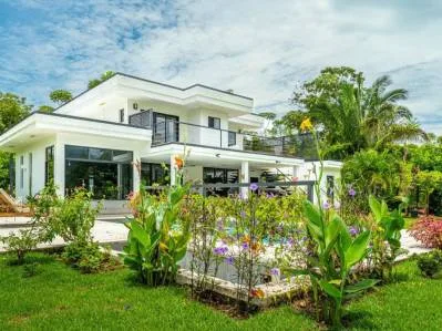 JUNGLE VIEW 3 BEDROOM HOME – 0.86 ACRES, photo 26