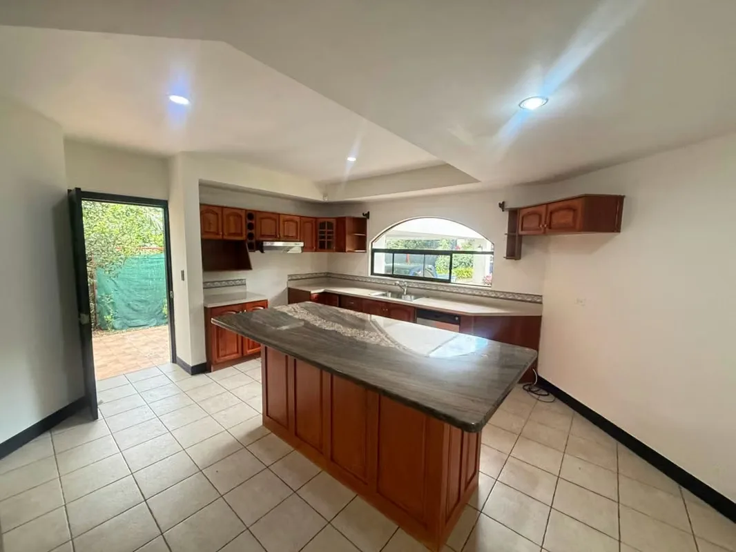 Se Vende Hermosa Casa en Los Ángeles de San Rafael de Heredia !!!!, photo 7