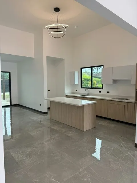 ESTA PRECIOSA CASA DE UN SOLO NIVEL, LISTA PARA ESTRENAR, LE OFRECE UN CLIMA IDEAL, UN ENTORNO SEGURO, TRANQUILO, LLENO DE NATURALEZA Y CON UN EXCLUSIVA CERCANIA AL COYOL DE ..., photo 5