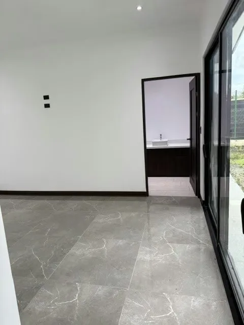 ESTA PRECIOSA CASA DE UN SOLO NIVEL, LISTA PARA ESTRENAR, LE OFRECE UN CLIMA IDEAL, UN ENTORNO SEGURO, TRANQUILO, LLENO DE NATURALEZA Y CON UN EXCLUSIVA CERCANIA AL COYOL DE ..., photo 8