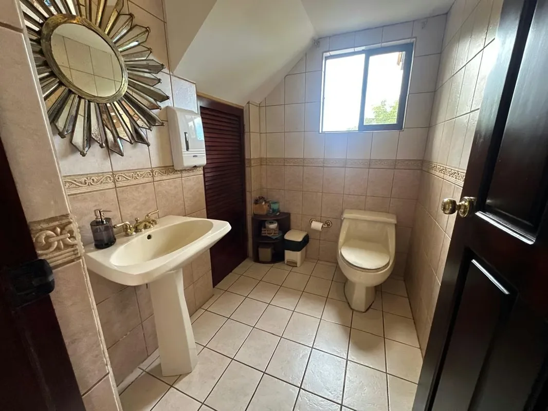 Home 5BR in Curridabat Altamonte - Green Garden - Near Schools, photo 14