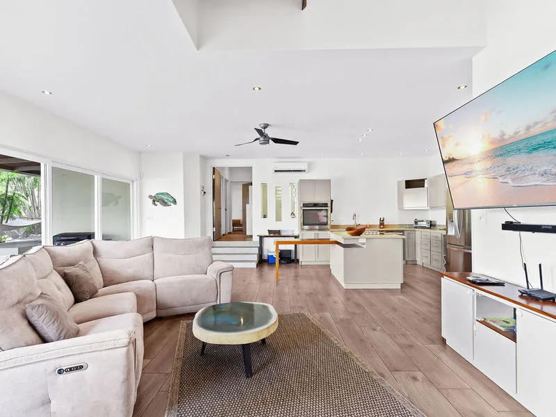 9 Bed Single Family Homes For Sale in Tamarindo, photo 4
