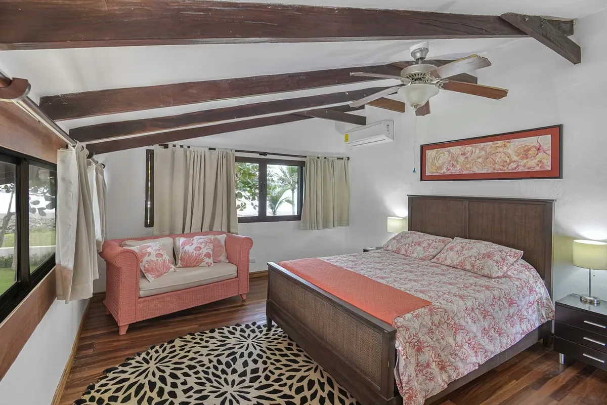 Casa Frente al Mar con Piscina Privada en Playa Tivives | Vista Espectacular + Airbnb Ready, photo 13