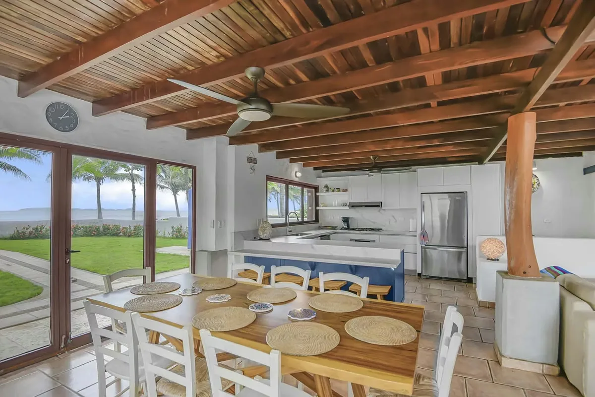 Casa Frente al Mar con Piscina Privada en Playa Tivives | Vista Espectacular + Airbnb Ready, photo 7
