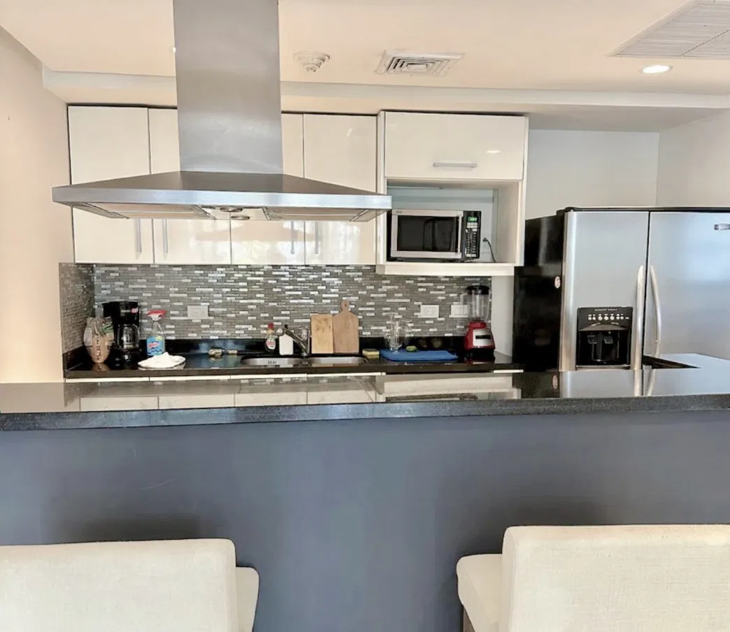 Rent | Luxury Furnished 1BR Apartment with Terrace in Escazú