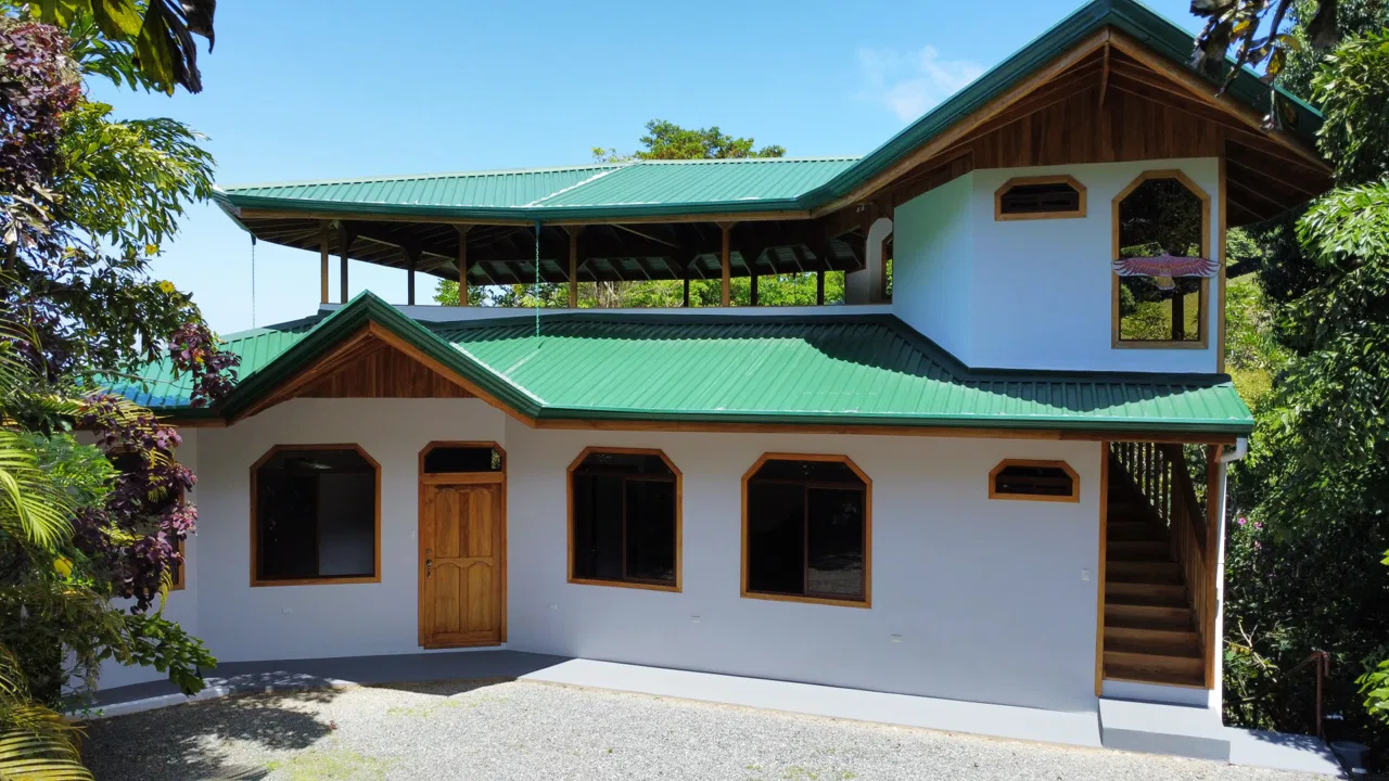 Teak Luxury 5-beds Home in the Mountains of Las Tumbas – 0.45 ACRES, photo 3