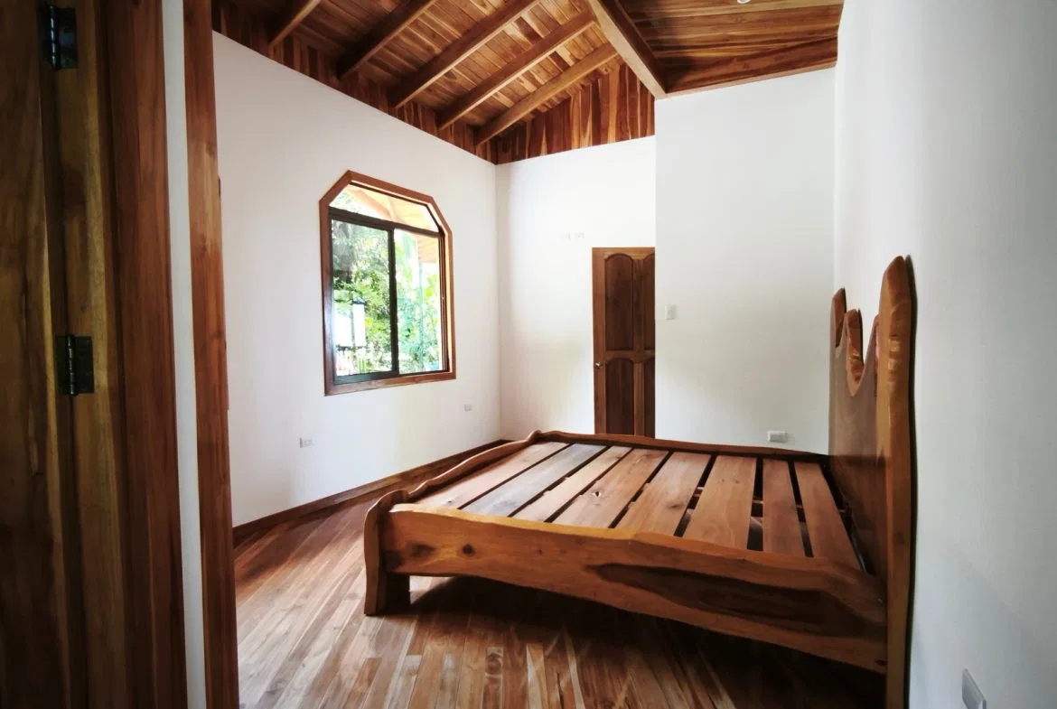 Teak Luxury 5-beds Home in the Mountains of Las Tumbas – 0.45 ACRES, photo 22