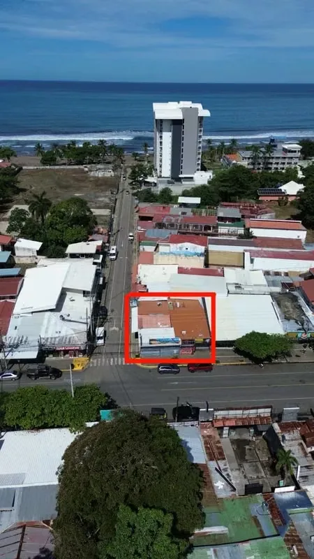 We present an exceptional investment opportunity in a high-visibility commercial space strategically located in the heart of Jacó, ..., photo 3