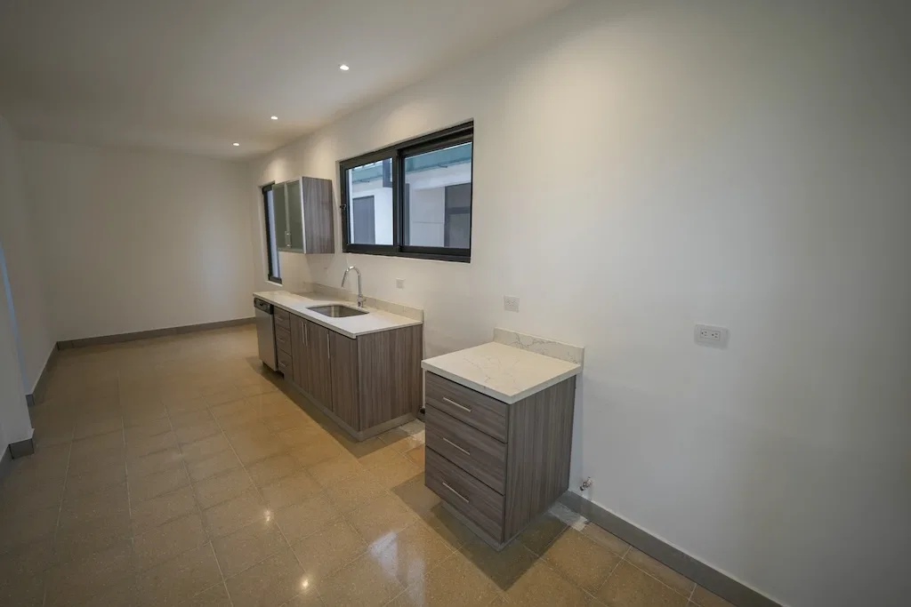 Espacioso Apartamento de 2 habitaciones en Bello Horizonte de Escazú