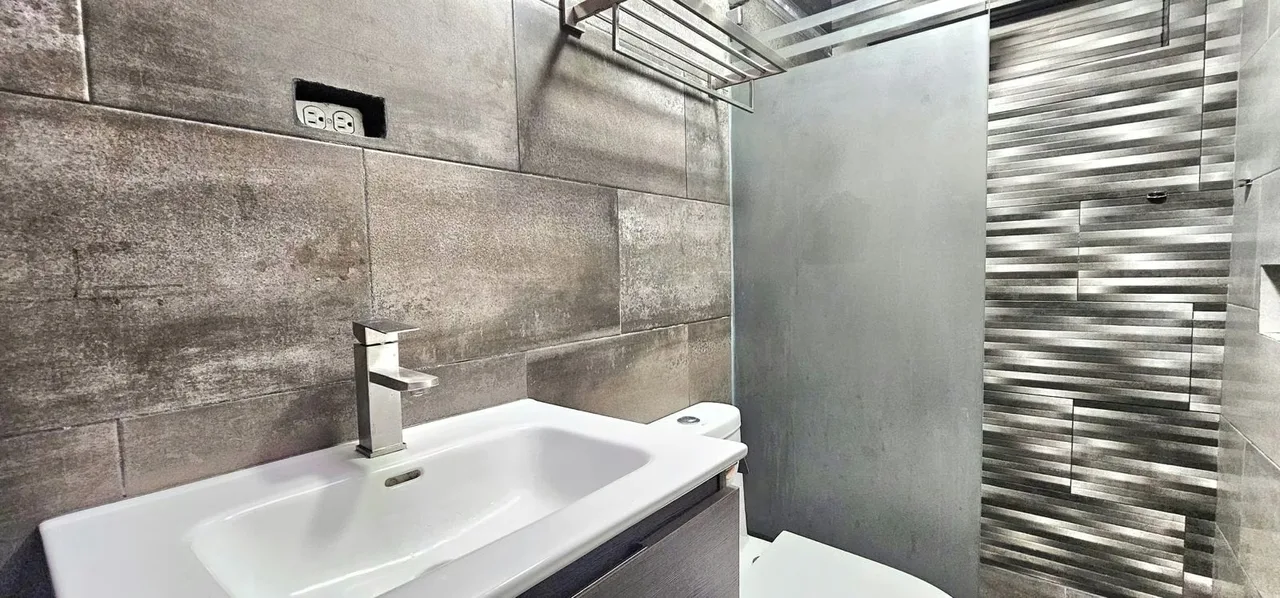 House for sale in San Antonio, 1 story, photo 7