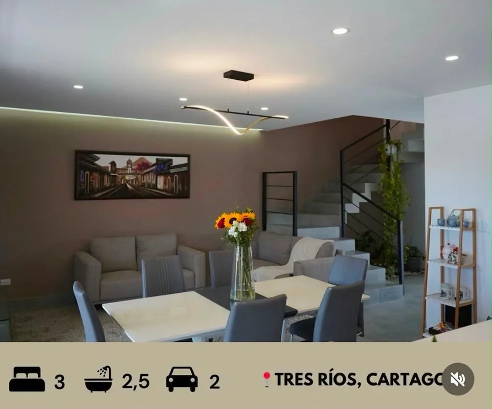 Esta hermosa propiedad se encuentra dentro de un condominio de desarrollo reciente, caracterizado por sus viviendas prácticamente nuevas, arquitectura contemporánea y un entorno ..., photo 5