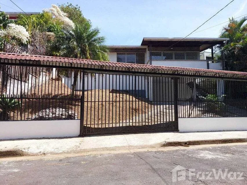 4 Bedroom House for Sale at Goicochea for $270,000, photo 13