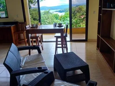 Cozy & Bright Lake-View Home in San Luis, Tilarán