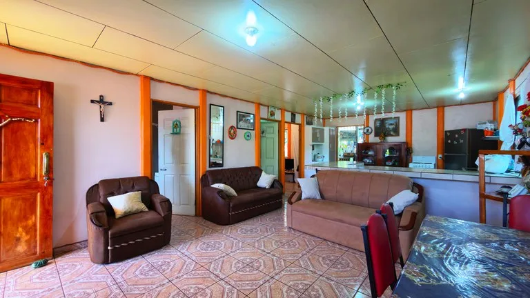 CASA DE 3 HABITACIONES EN AMPLIO LOTE DE 1.158 M2 EN PAVONES, PEREZ ZELEDON - Venta en Pérez Zeledón, photo 11