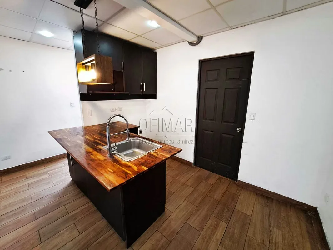 Ubicado en una propiedad de únicamente 3 apartamentos, dentro de un residencial muy seguro, tranquilo y de excelente ..., photo 5