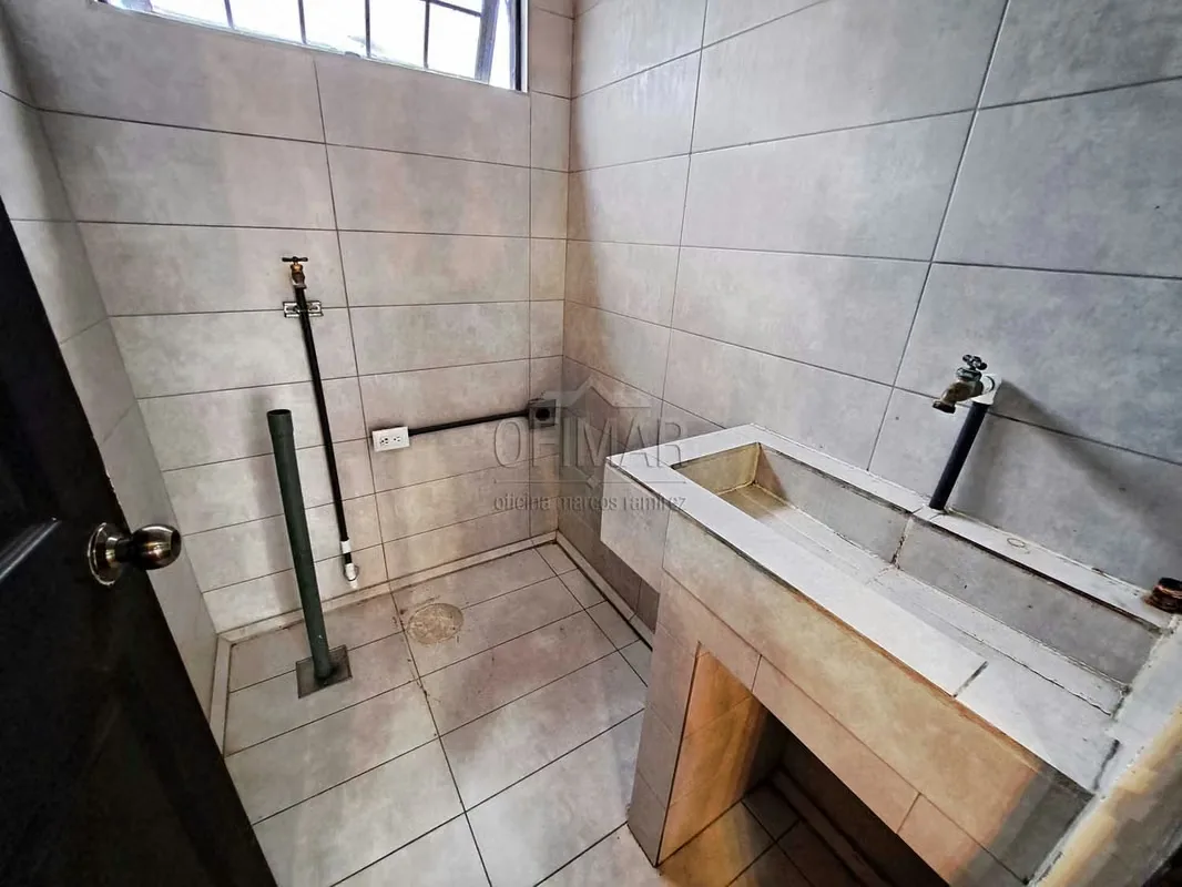 Ubicado en una propiedad de únicamente 3 apartamentos, dentro de un residencial muy seguro, tranquilo y de excelente ..., photo 6