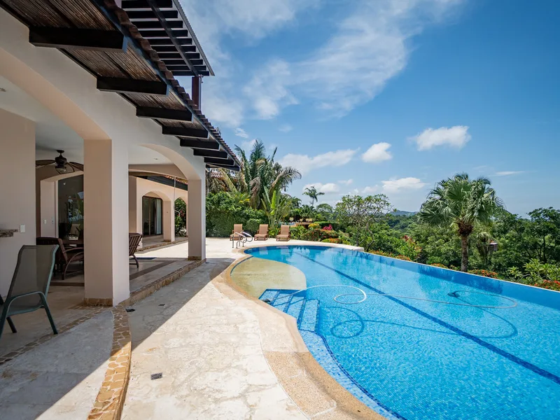 5 Bed Single Family Homes For Sale in Samara, photo 8