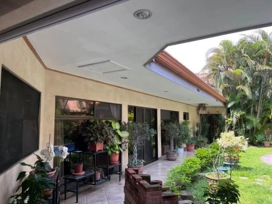 Venta de Casa en Santa Ana, San José. RAH 25-1144 - Venta en Santa Ana, photo 5