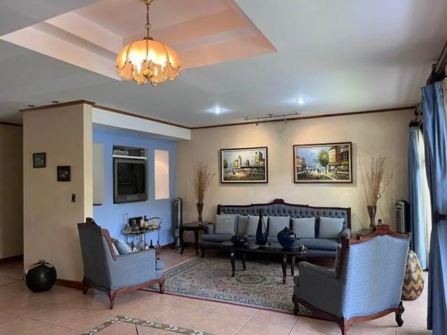 Venta de Casa en Santa Ana, San José. RAH 25-1144 - Venta en Santa Ana, photo 6