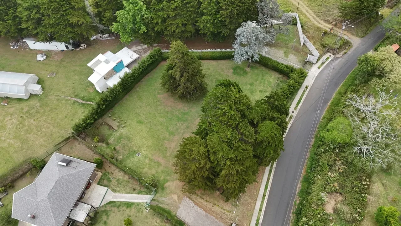 LOT FOR SALE - RESIDENTIAL TOPAZ WALLS
