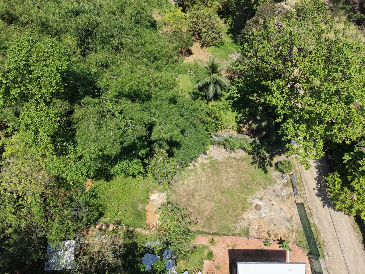 Easy Access Vacant Lot - Walk to Town!, photo 2