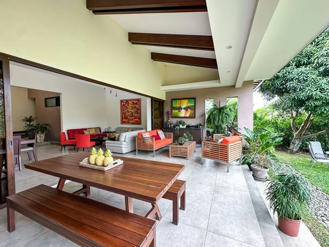 Single-Story Home for Sale | Bosque Dorado, Santa Ana, photo 12
