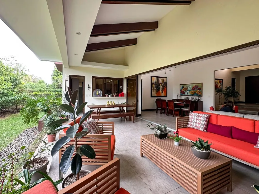 Single-Story Home for Sale | Bosque Dorado, Santa Ana, photo 13
