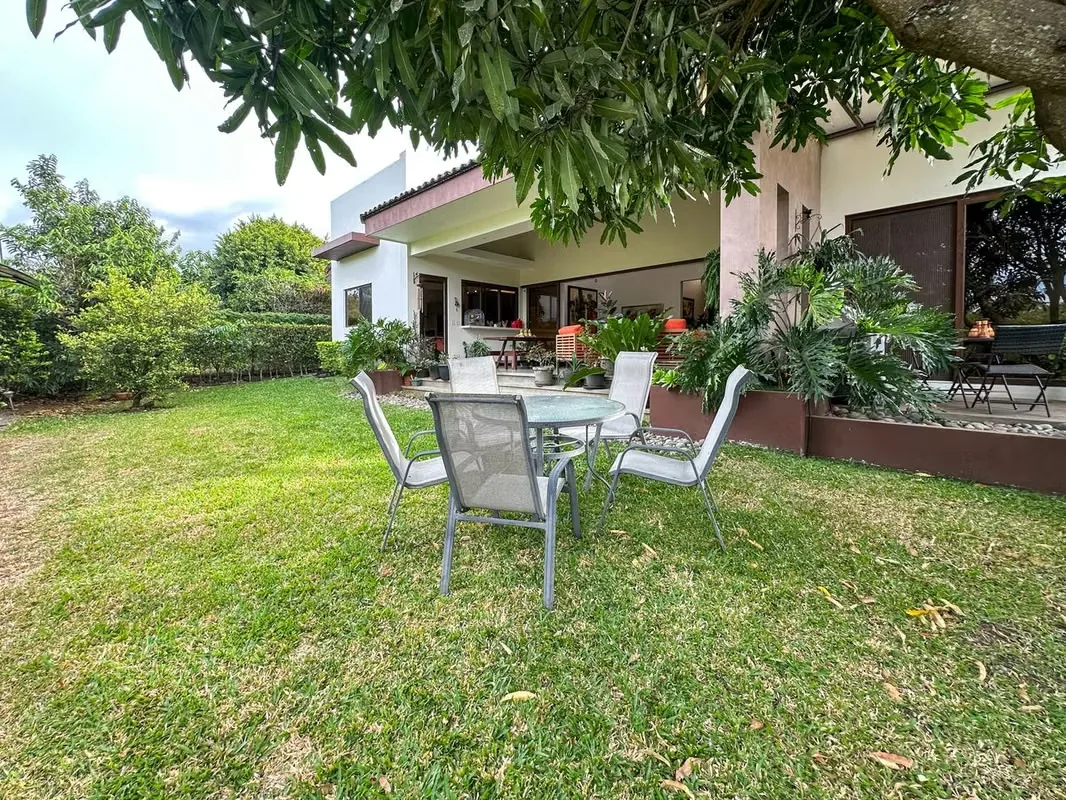 Single-Story Home for Sale | Bosque Dorado, Santa Ana, photo 15