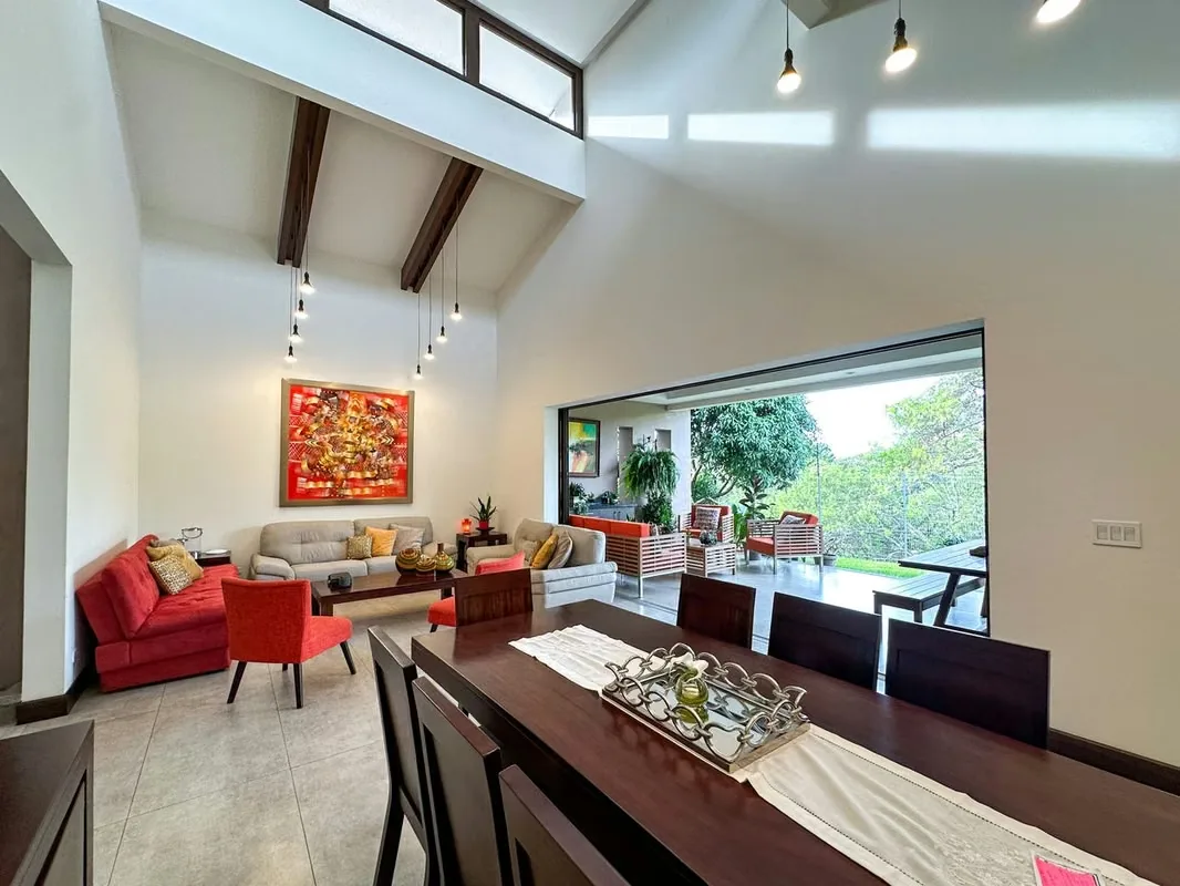 Single-Story Home for Sale | Bosque Dorado, Santa Ana, photo 4