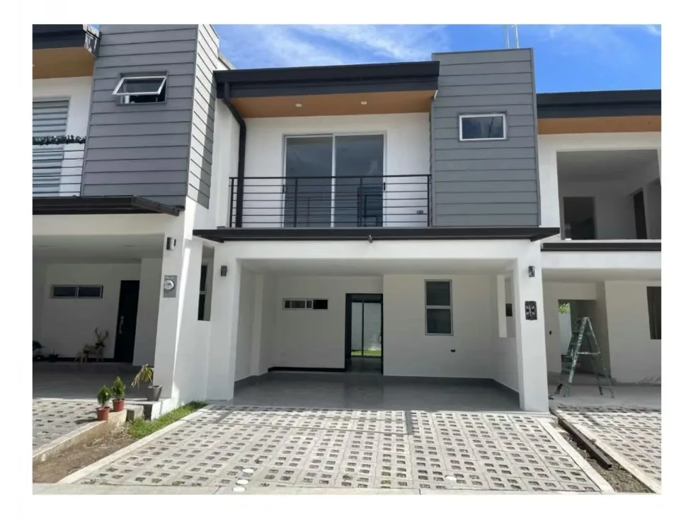 Casa en Venta,en San Antonio de Desamparados,A Estrenar.Seguridad 24/7