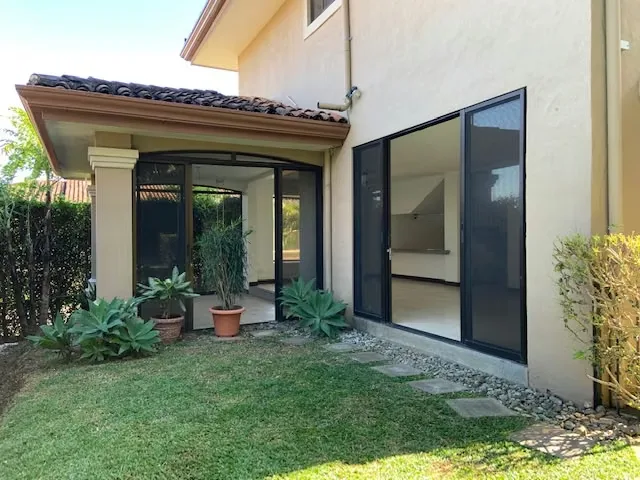 House for sale in Guachipelin Norte, incredible common areas !!!, photo 15
