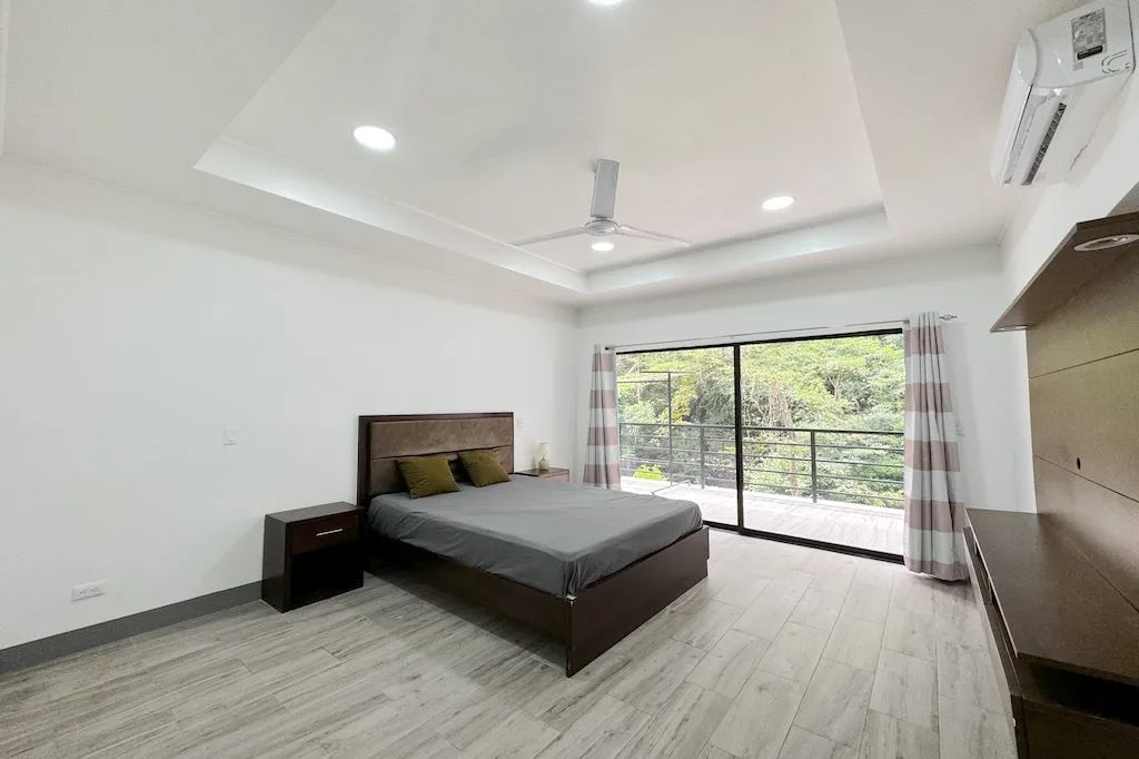 Casa Arboleda ~ Exceptional Multi-Unit Investment Opportunity, photo 5