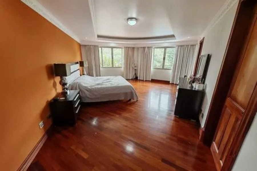Venta de casa de lujo en Condominio Eco Residencial Villa Real, Santa Ana US$ 1,300,000 #UT4235 - Venta en Santa Ana, photo 4