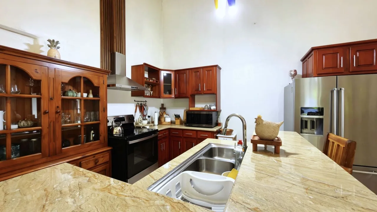 Home with Rental Apartments for Sale in Pérez Zeledón | Investment, Nature &amp; Prime Location, photo 10