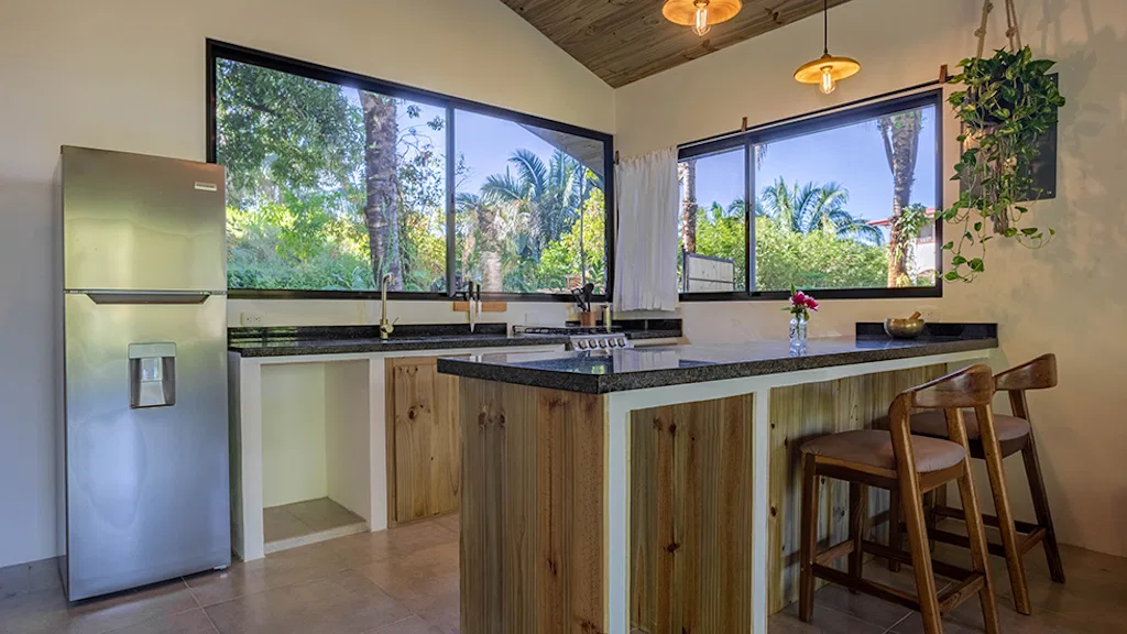 HOUSE AND GUEST HOUSE WITH BEAUTIFUL OCEAN VIEWS, photo 13
