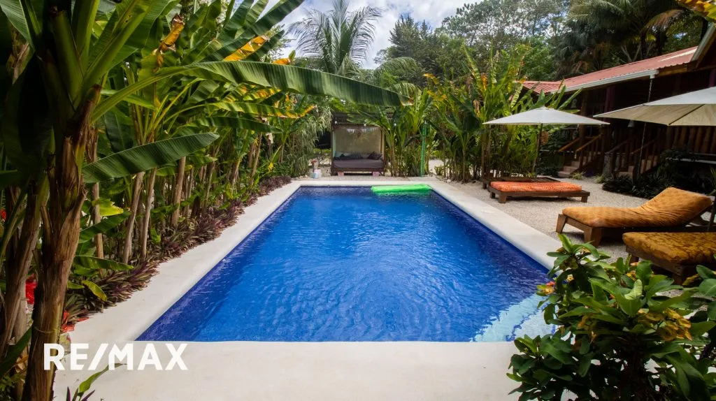 MOTIVATED SELLER – PRICE NEGOTIABLE - CABAÑAS LAMAITE