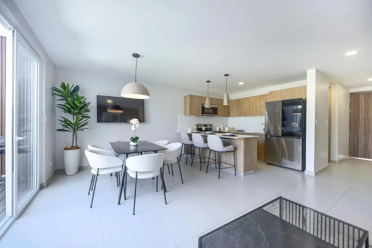 We offer up to 90% financing for foreign buyers. Move into your dream home in one of Heredia’s most desirable and high-value locations. Hacienda El Cafeto is an exclusive gated ...