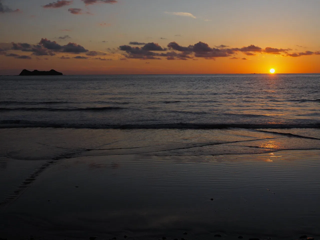 Rare Beachfront Lot Privately Located in Ballena Beach, photo 21