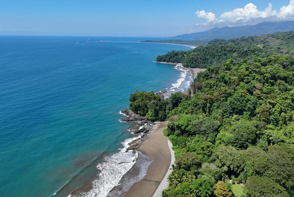 Rare Beachfront Lot Privately Located in Ballena Beach, photo 24