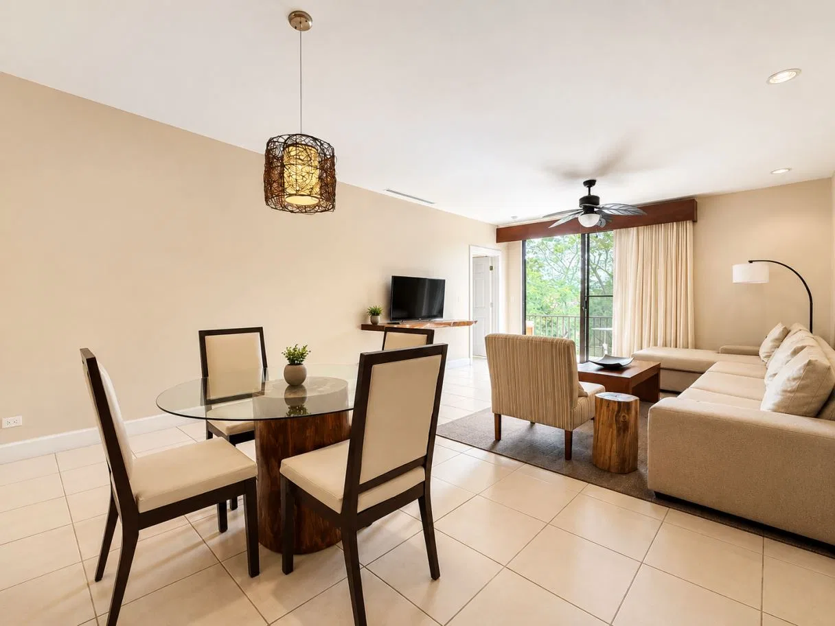 Luxury Resort Style Condo Pacifico L912