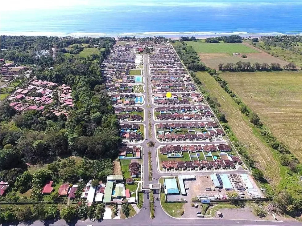 VENTA DE CASA AMUEBLADA, PUNTARENAS, BEJUCO, CONDOMINIO MÁLAGA
