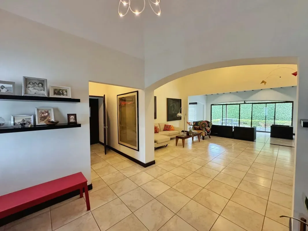 4 rooms (Air conditioning, 3 on the ground floor and 1 on the upper floor), photo 3