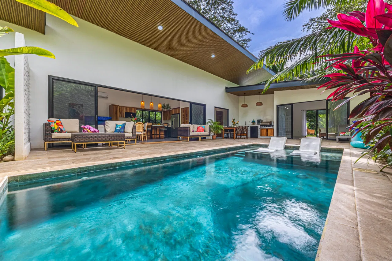 CASA PALMA VERDE – 3 Bedroom & 3 Bathroom Home with Bathtub and Big Pool – 0,71 ACRES, photo 7