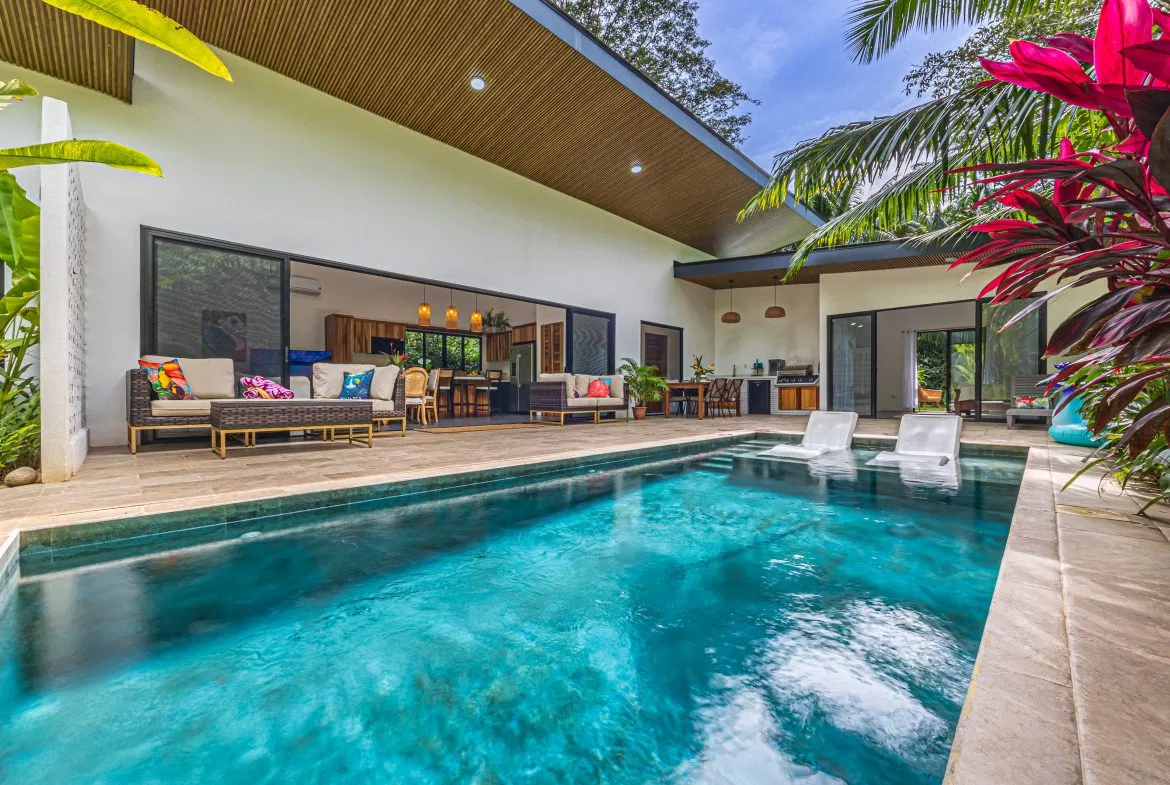 CASA PALMA VERDE – 3 Bedroom & 3 Bathroom Home with Bathtub and Big Pool – 0,71 ACRES, photo 8