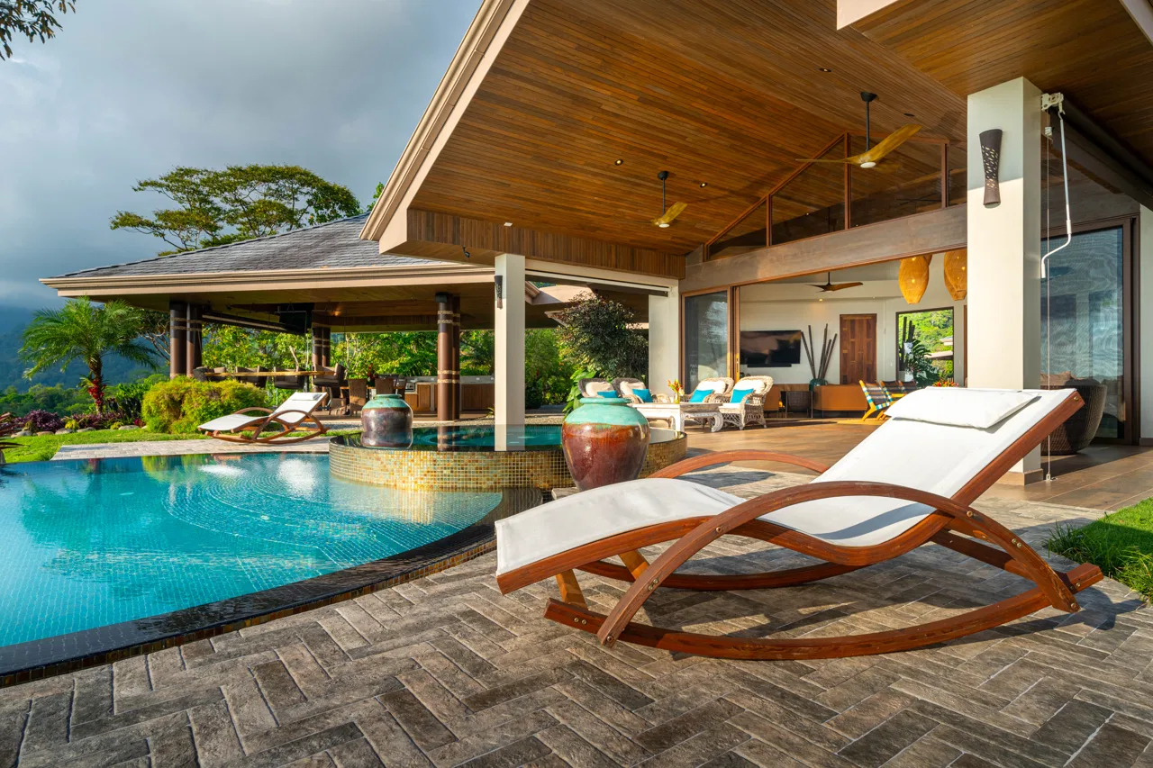 360 Views! Ultimate Luxury Home!, photo 7