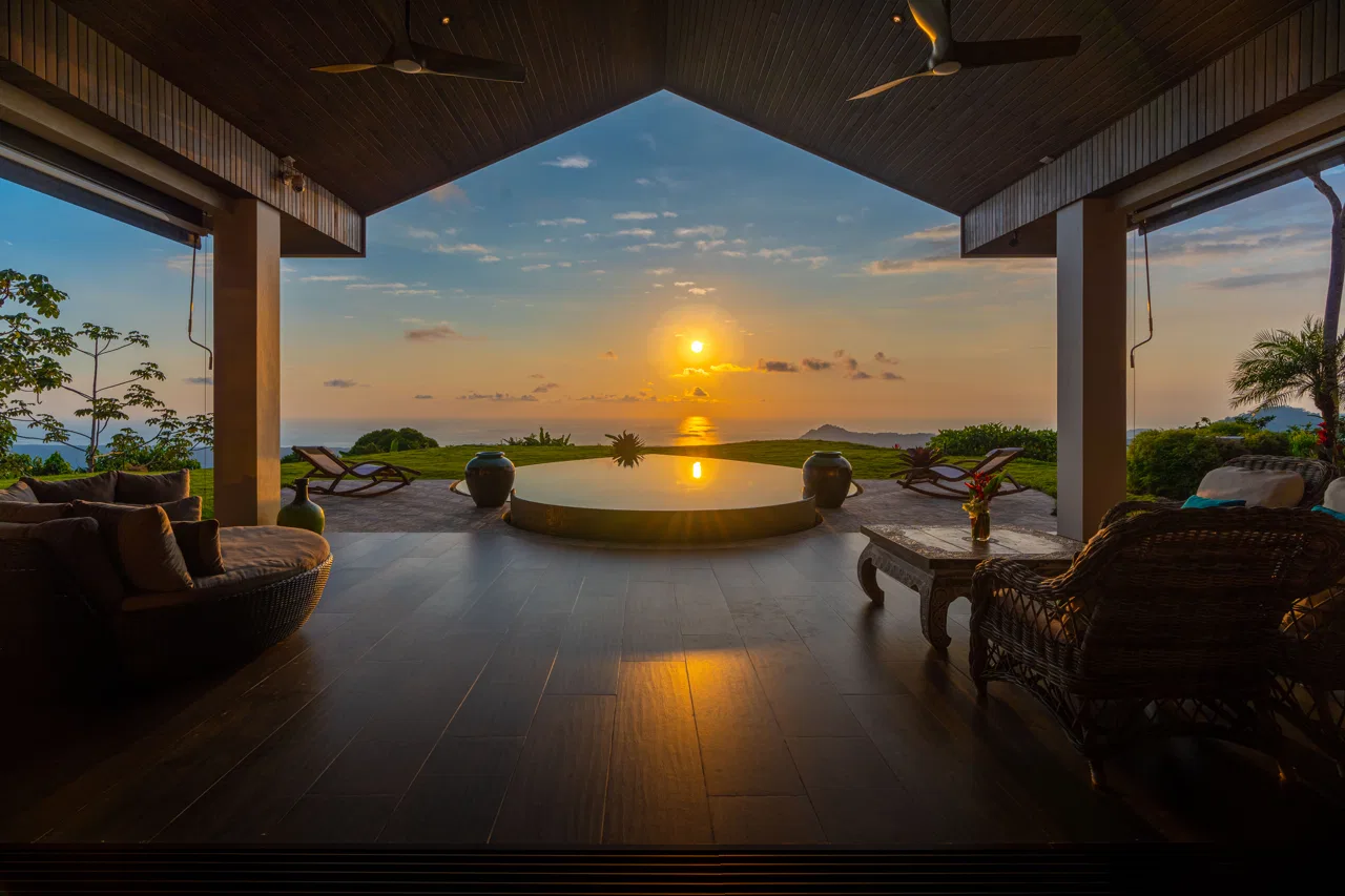 360 Views! Ultimate Luxury Home!, photo 10