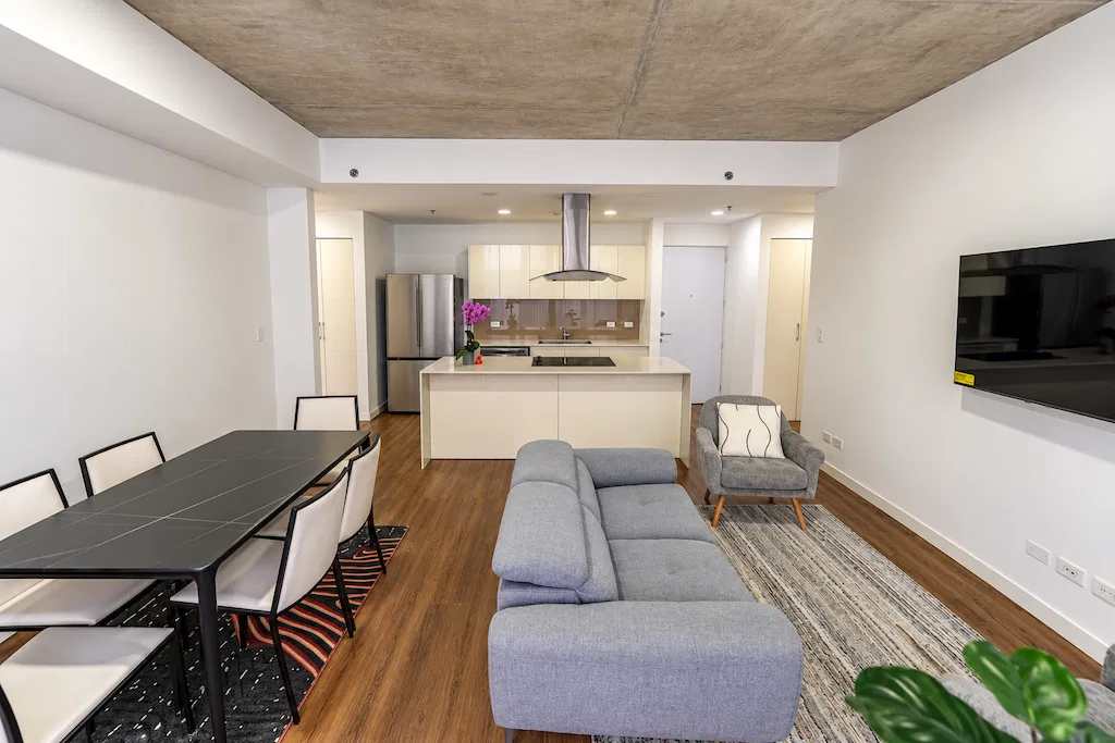 Apartamento Amueblado de 2 Habitaciones en Escazú Village