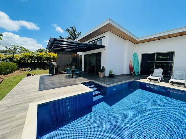 3 Bedroom Home with Pool in Gated Community – 0.29 Acres, photo 2